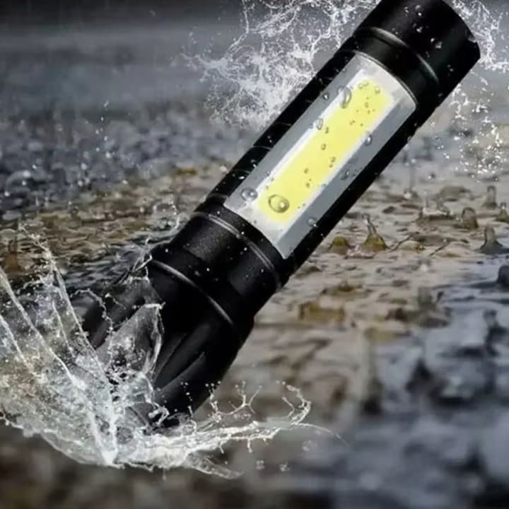 B5 _tds0584_Latarka z akumulatorem taktyczna USB